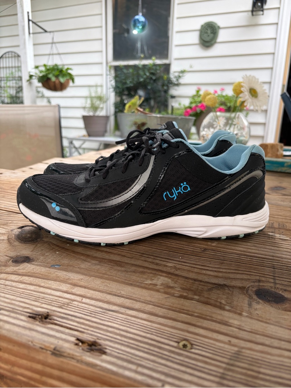 Ryka Dash 3 Women’s 11M Black Blue Walking Athletic Sneakers